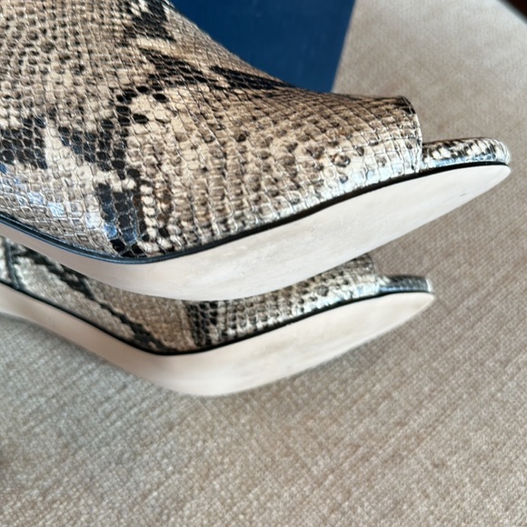 Electra Snake Peep Toe Booties  Rocco’s Snake Print Size 9 - Picture 8 of 8
